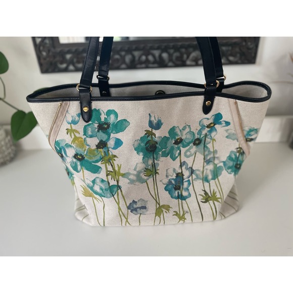 Ralph Lauren Handbags - Large Ralph Lauren Tote bag